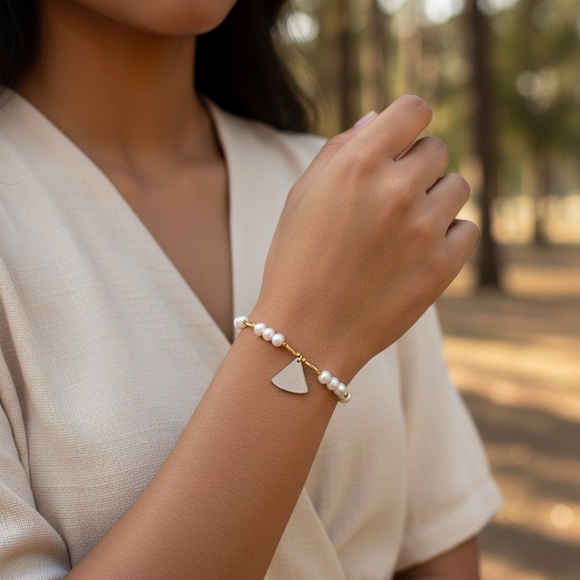 Handmade Jewelry - Handmade Distressed Wood/Freshwater Pearl/Gold Tone Bracelet Length-8”